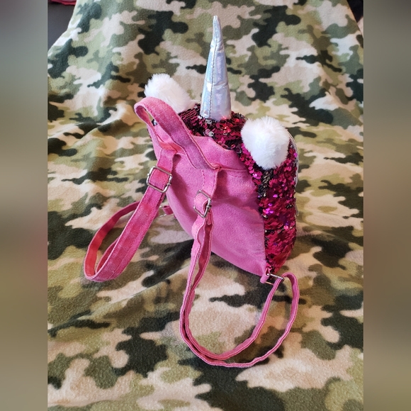 Unicorn Kid’s Used Backpack (Interactive sequins) - Picture 3 of 4
